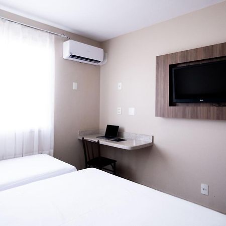 Hotel Conceicao لينهارس المظهر الخارجي الصورة